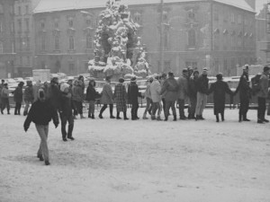 Lidé v Brně ve středu utvoří řetěz rukou, připomenou tak rok 1989