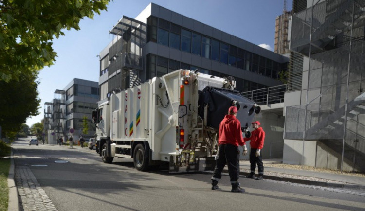 1000x1000-1450342974-foto-sakocz