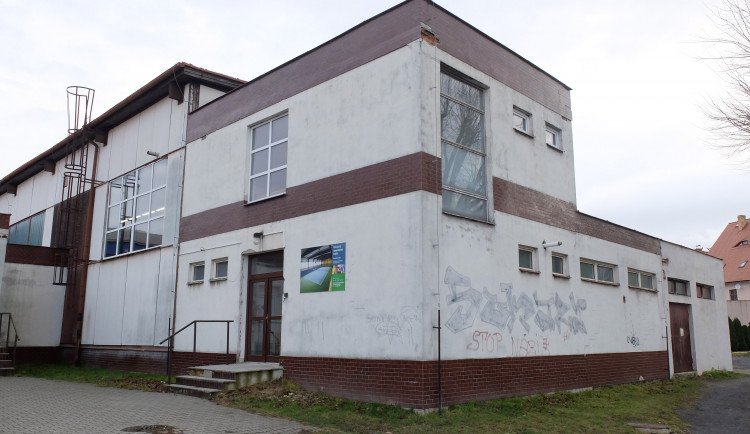 Frýdlant zateplí sportovní halu u zimáku v Mlýnské ulici