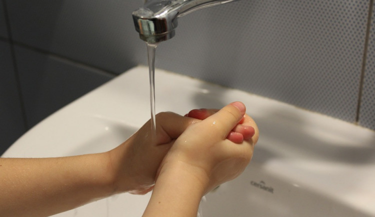 Na liberecké škole se objevil další případ žloutenky. Děti mají omezené aktivity a lékařský dohled