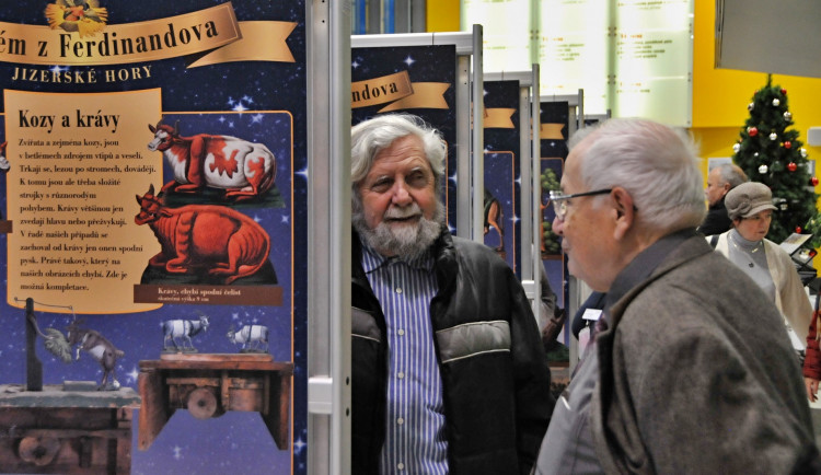 Největší betlém v Jizerských horách čítal přes 350 figurek. Jak vypadal, přibližuje výstava