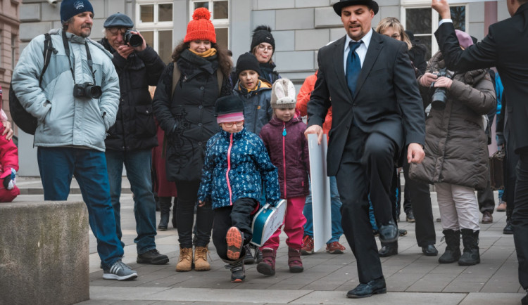 size4-15468974191819-60-dsc-0251raw