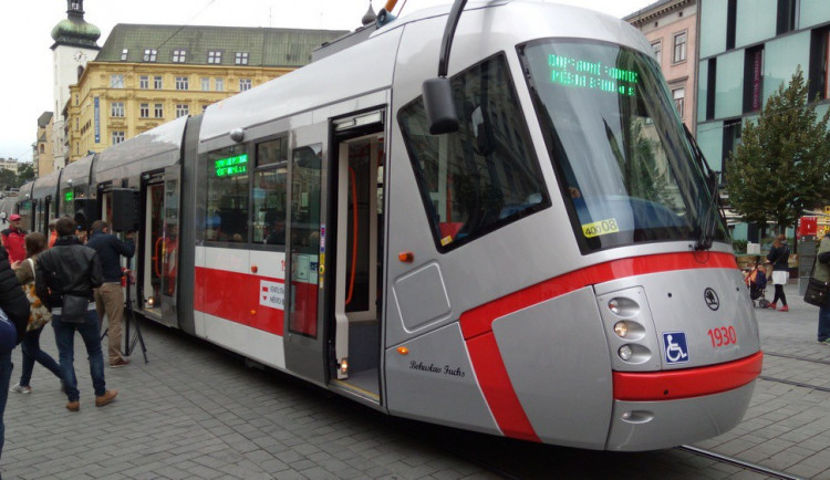 Černých pasažérů v Brně ubývá. Nejčastěji bez jízdenky vyjedou mladí lidé