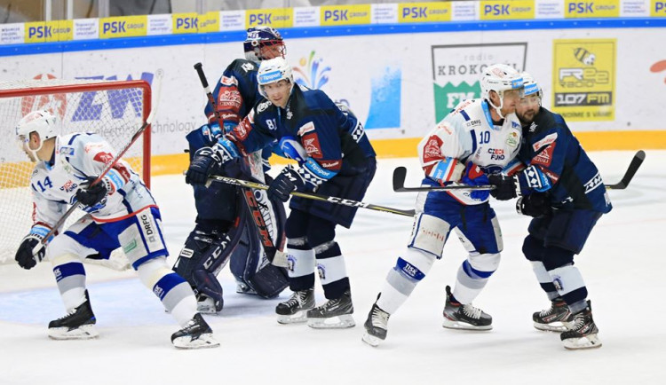 VIDEO/GÓLY: Kometa doma rozstřílela Plzeň. Martin Zaťovič si připsal další hattrick