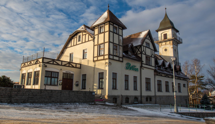 Jablonec bude jednat o budoucnosti Petřína, ke koupi ale nejspíš nedojde