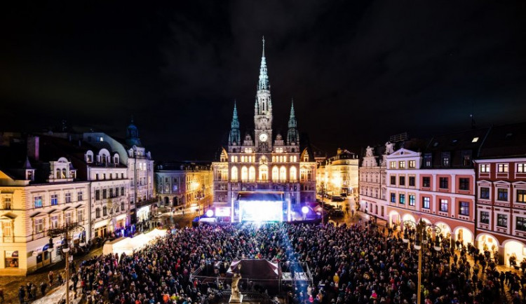 VÍKEND PODLE DRBNY: Divokej Bill na Benešáku a Afrika v Liďácích