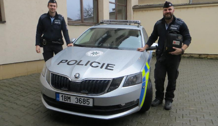 Hrdinové v uniformách