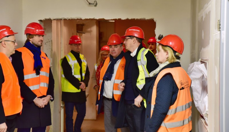 Psychiatrické oddělení Fakultní nemocnice v Brně prochází rekonstrukcí, na opravy padne téměř tři čtvrtě miliardy