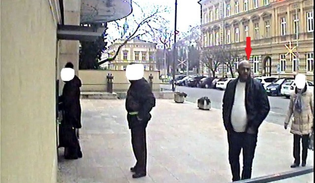 Policie pátrá po tomto muži