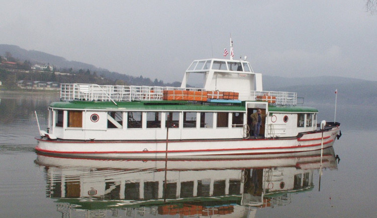 Dallas, Morava či Moskva, hlasující rozhodnou o novém jméně lodi během března. Mezi možnostmi je i původní název