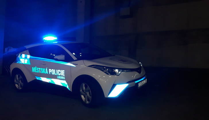 Projel suverénně zákaz vjezdu. Bez řidičáku, zato s alkoholem v krvi