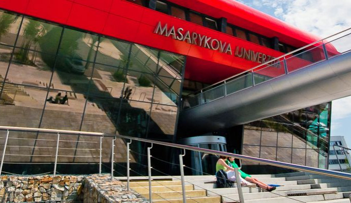 Masarykova univerzita prodloužila přerušení výuky až do poloviny dubna