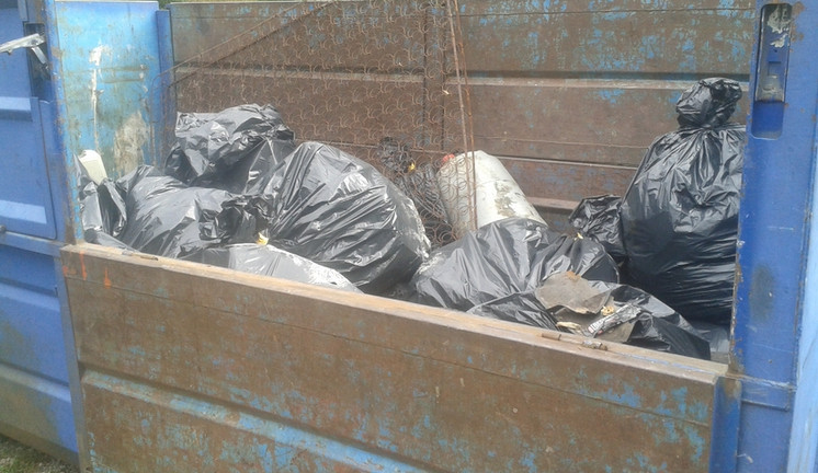 Sběrný dvůr na Horákovce dočasně neodebírá karton, lepenku ani směsný papír