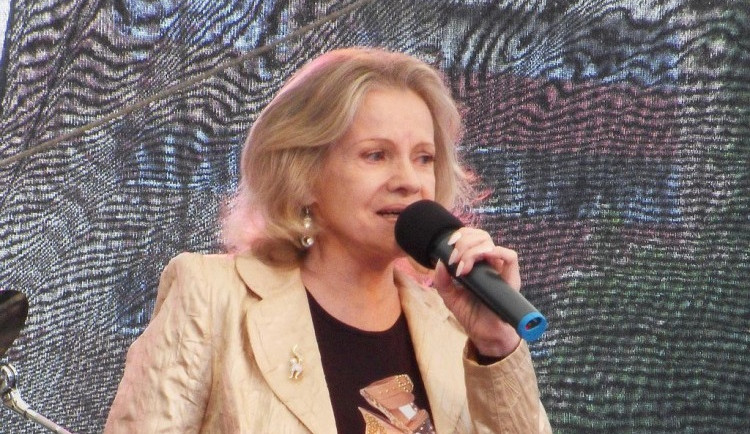 Zemřela legenda české hudby Eva Pilarová, poslední rozloučení kvůli koronaviru nebude