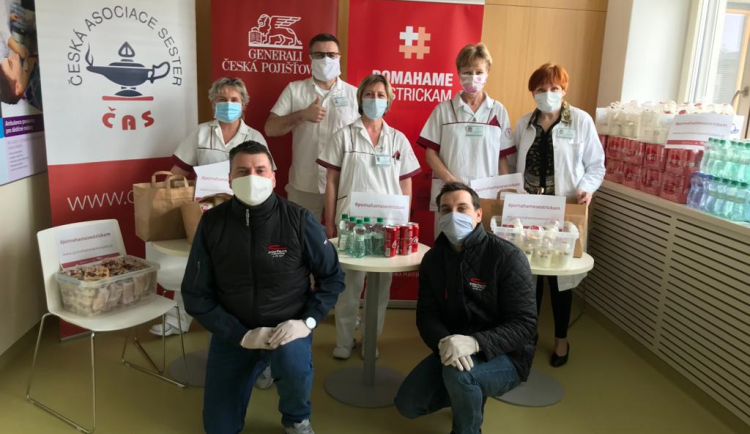 Pomáháme sestřičkám