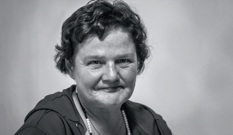 NA ULICI: Dřív vypila i 30 piv za den. Běžný život si už Irena představit neumí. Na ulici je spokojená