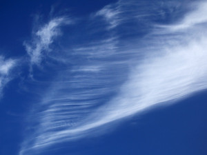 POČASÍ NA ČTVRTEK: Čeká nás mírné oteplení a modrá obloha