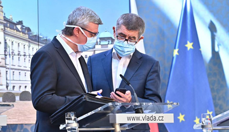 Vláda prodloužila nouzový stav do konce dubna