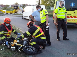 Během včerejška vyjížděli záchranáři šestkrát k nehodám motorkářů, dvě z nich byly smrtelné