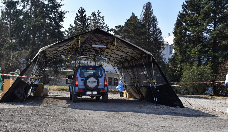 Kde se nechat otestovat? Brňané vyvinuli mapu odběrových míst pro testování na koronavirus