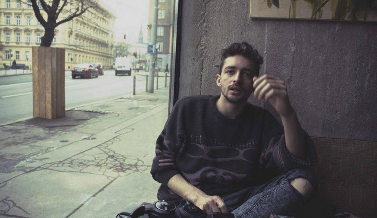 Dělání muziky je tak trochu jako vaření, rád při něm experimentuji, říká elektronický mág HRTL