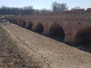 Stovky let starý most mezi Českem a Rakouskem dostal svou původní podobu a nyní se otevře veřejnosti