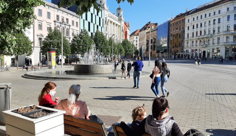 Rada města Brna navrhla zmírnění vyhlášky o zákazu požívání alkoholu na veřejnosti