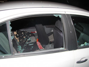 VIDEO: Ženu v Brně dopálil vařič, propanbutanovou bombu začala házet po autech