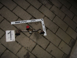 VIDEO: Ženu v Brně dopálil vařič, propanbutanovou bombu začala házet po autech