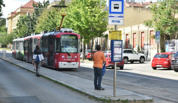 Zastávka Grohova projde rekonstrukcí za téměř 4 miliony. Přibude  přístřešek i bezbariérový přístup
