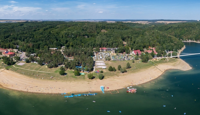 Vranov láká na písčité pláže