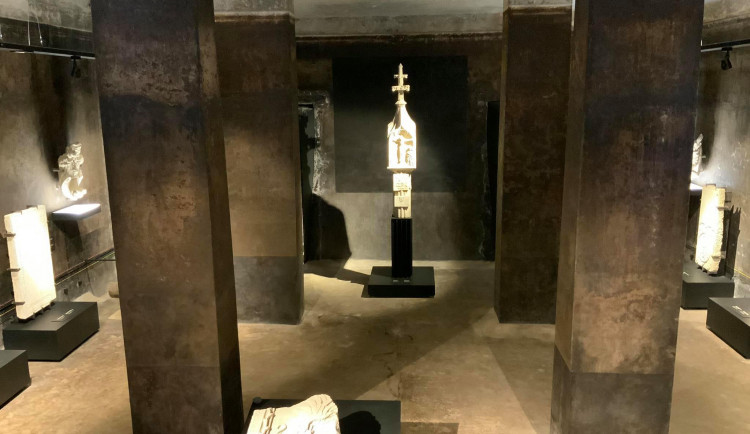 FOTO: Špilberk otevřel veřejnosti zrekonstruované lapidárium v bývalých vodojemech