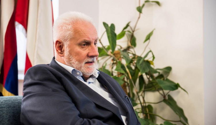 Jihomoravský kraj přišel o miliardu v rozpočtu, budou se snižovat výdaje i čerpat úspory z minulých let