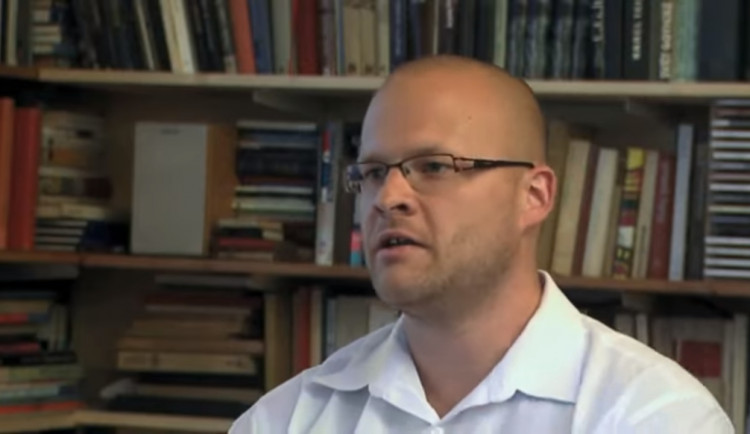 Policie zasahovala například u Pavla Kamase