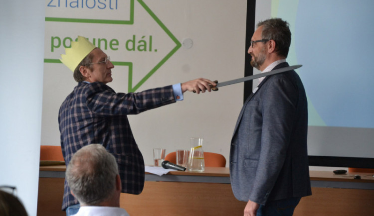 Regionální hospodářská komora Brno rozšířila svoje řady o 27 firem. Slavnostnímu pasování předcházel workshop s Pavlem Teličkou