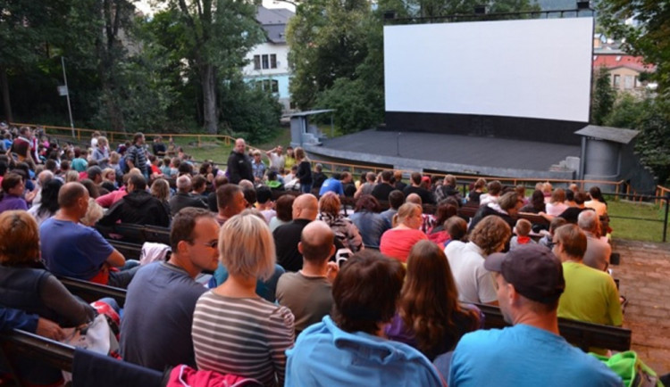 Do letňáku se psem? V pohodě. A v Liberci klidně i s jiným zvířetem