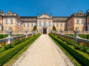 Versailles v Nových Hradech