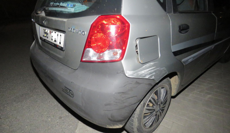 Řidička pod vlivem nezvládla své auto