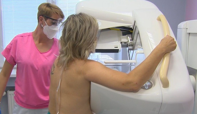 Organizace MAMMA HELP, která pomáhala pacientkám s rakovinou prsu, přišla o sponzory a končí