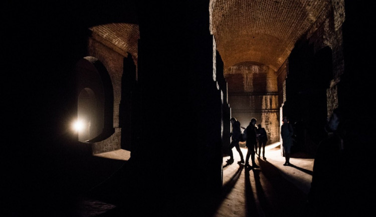 FOTO: Skvostné tajemství pod Žlutým kopcem se otevírá veřejnosti i filmařům. Vodojemy budou už brzy přístupné