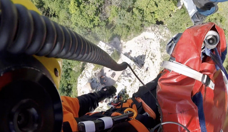 Pro diabetika musel přiletět vrtulník