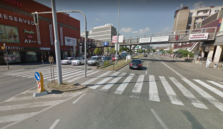 přechod tesco dornych