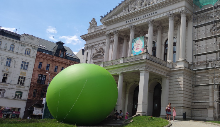 Hrášek u Mahenova divadla