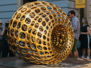 FOTO: Kapsule nově zdobí Galerii Šilingrák