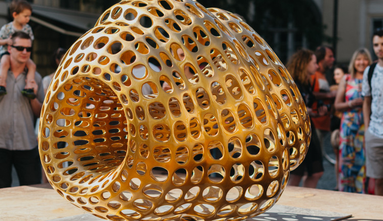 Kapsule od Tomáše Medka.