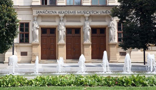 Univerzity nechtějí mít v názvu Brno, požádaly o změnu názvů