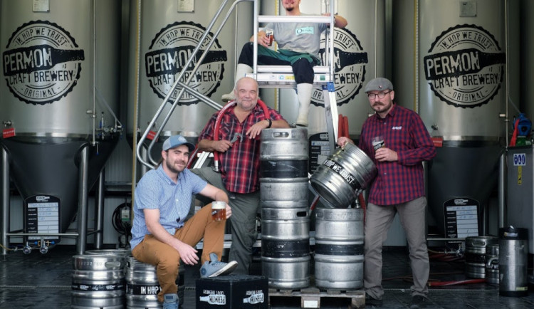 Když je zle, musí se člověk více snažit a ne lomit rukama, říká ředitel pivovaru Permon Michal Sás