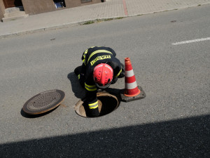 FOTO: Únik plynu uzavřel brněnskou Belcrediho ulici