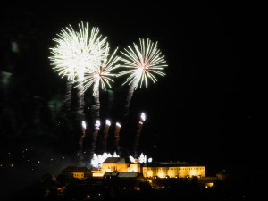 FOTO: Óda na šťastný let. Ohňostroj nad Špilberkem rozzářil noční oblohu