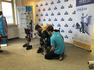 Postavit se zpátky na nohy už není jenom sen pro lidi na vozíku